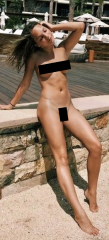 Maddie-Ziegler-13-nude-celebrity-deep-fake-censored-preview
